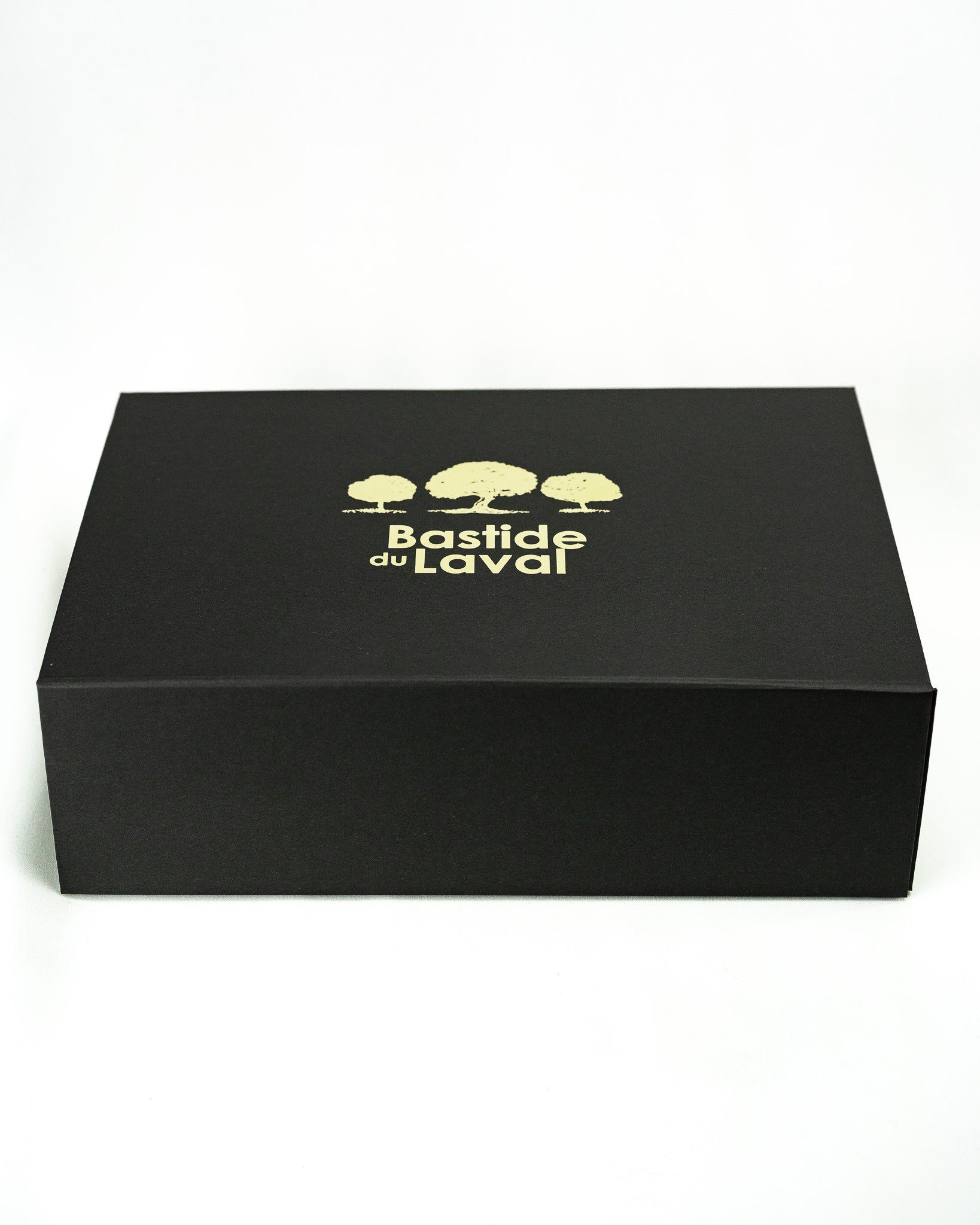 Bastide du Laval Geschenkbox – Logo in Schwarzgold